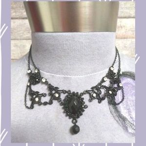 Black Victorian-Style Necklace